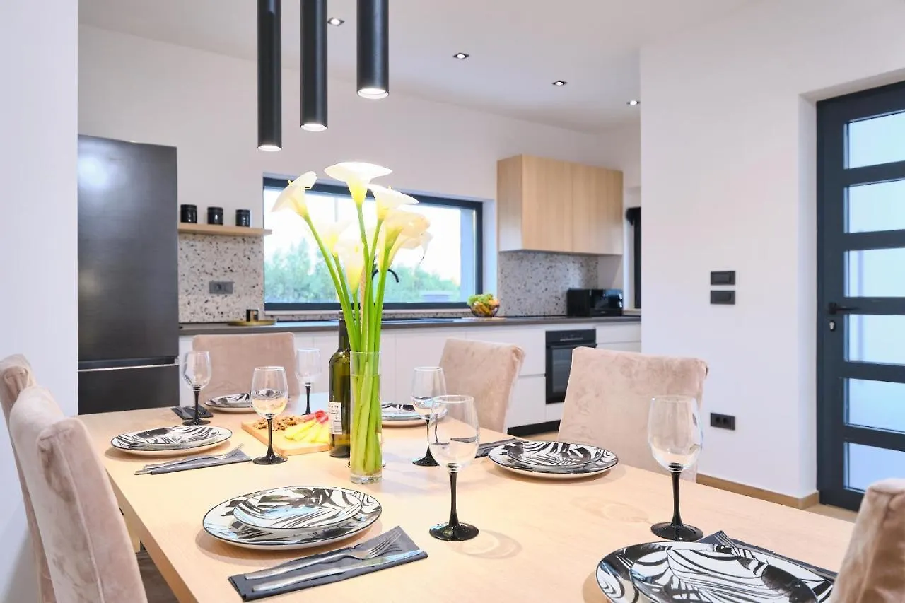 Holiday Home South Cliff Split Apartment