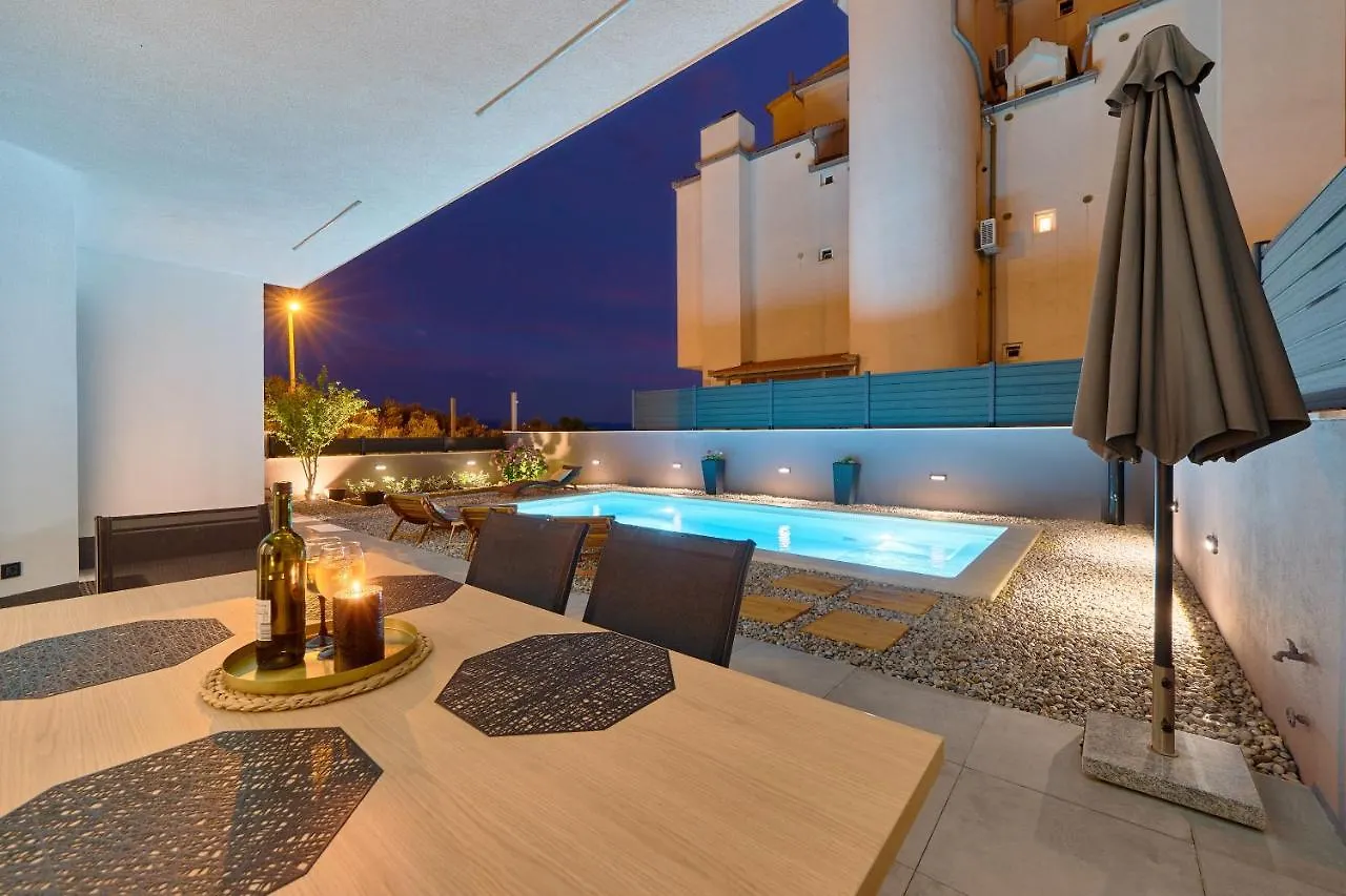 Holiday Home South Cliff Split 0*,  Croatia