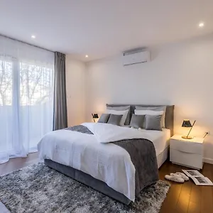 Apartment Fortuna, Split